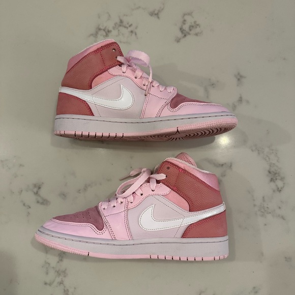 COPY - Pink Jordan 1 - Picture 8 of 10
